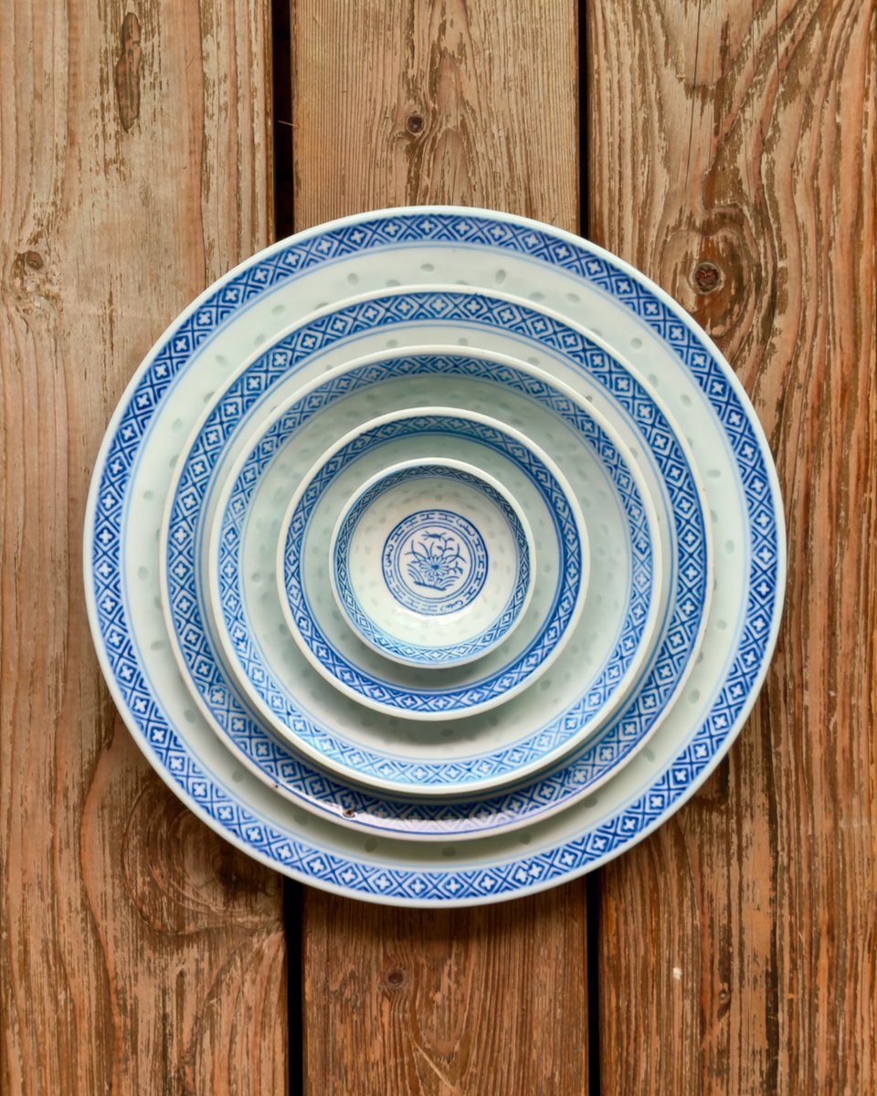 Grain of Rice 一粒米 by Diana Soeiro