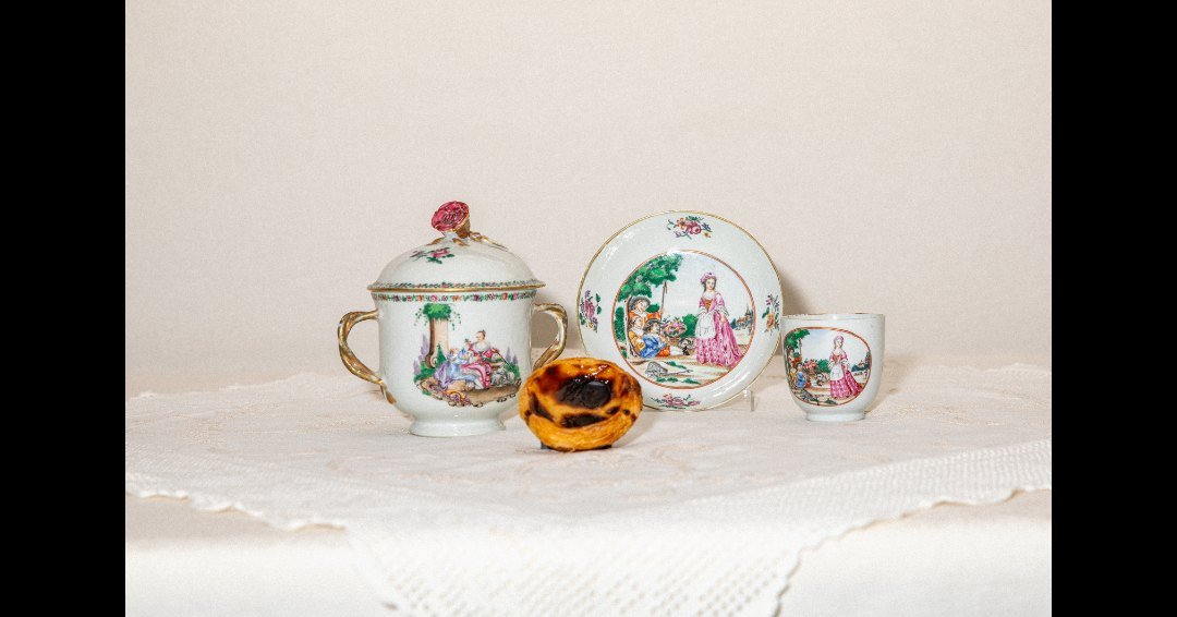 Teacup with Portuguese Egg Tart 葡式蛋挞杯 by Eugénio Leite